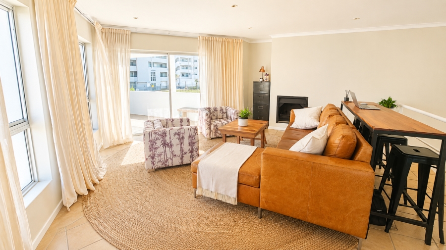 To Let 4 Bedroom Property for Rent in Table View Western Cape